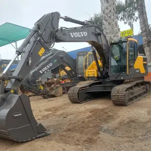 EXCAVADORA