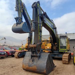 EXCAVADORA