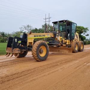 MOTONIVELADORA