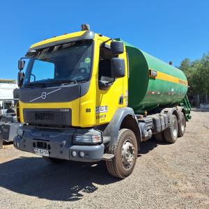 CAMION ESTANQUE