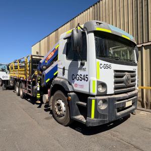 CAMION GRUA