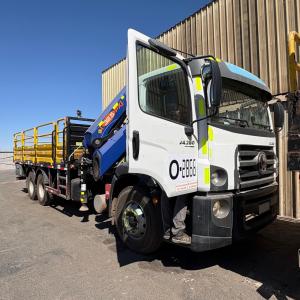 CAMION GRUA