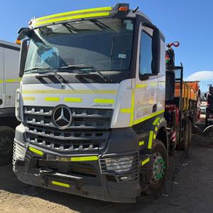 CAMION GRUA