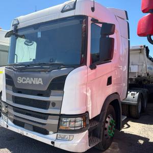 CAMION TRACTO
